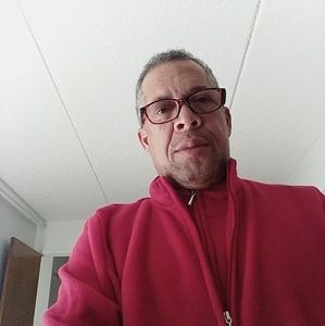 Meet your Posher, Carlos j bautista